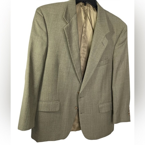 𝅺Vintage 100% wool Burberry blazer in sage